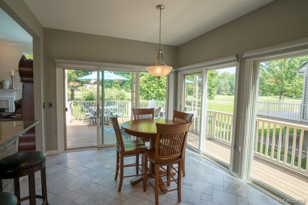 4870 DORAL Drive, Ann Arbor, MI 48108 — Photo 15