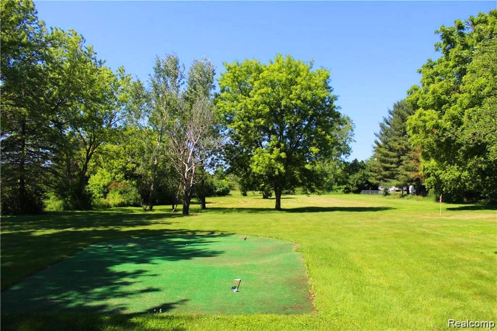 6272 W Court Street, Flint, MI 48532 — Photo 10