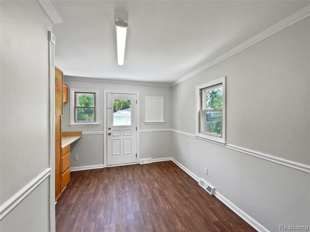 6330 Duncan Street, Taylor, MI 48180 — Photo 14