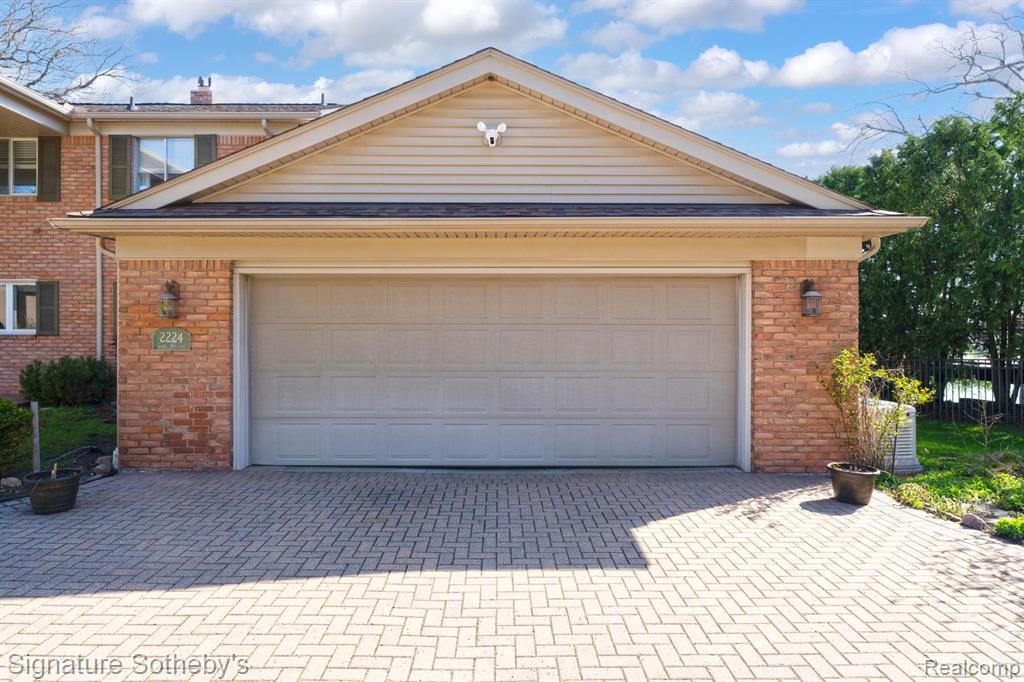 2224 LAKE ANGELUS Shores, Lake Angelus, MI 48326 — Photo 54