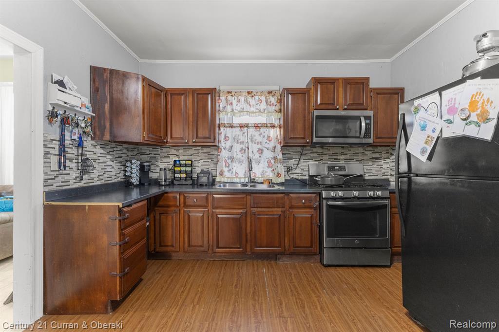 9182 LAFAYETTE Boulevard, Detroit, MI 48209 — Photo 13