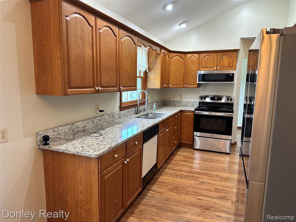 699 E Turner Street, Mayville Vlg, MI 48744 — Photo 4