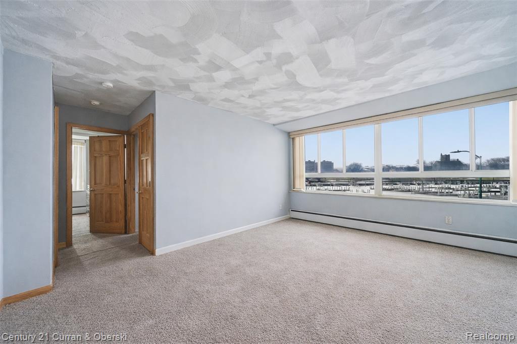 8900 E Jefferson Avenue, 112, Detroit, MI 48214 — Photo 9