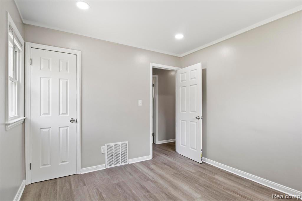 8105 BRAMELL, Redford, MI 48239 — Photo 15