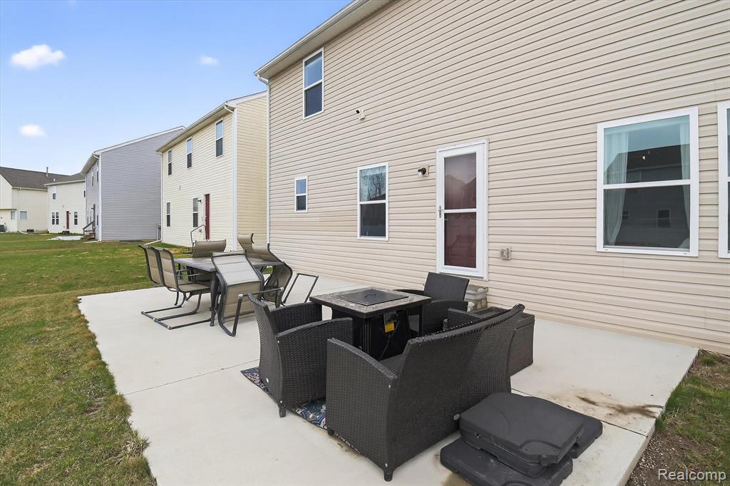 1645 Golfview Drive, Ypsilanti, MI 48198 — Photo 38