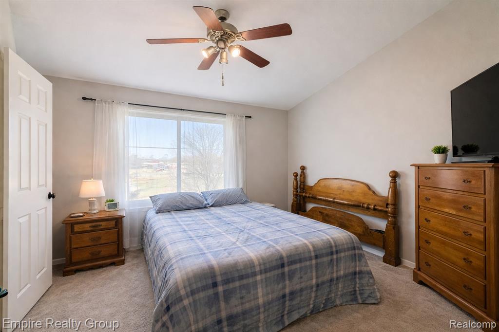 5925 Northridge Circle, Waterford, MI 48327 — Photo 24