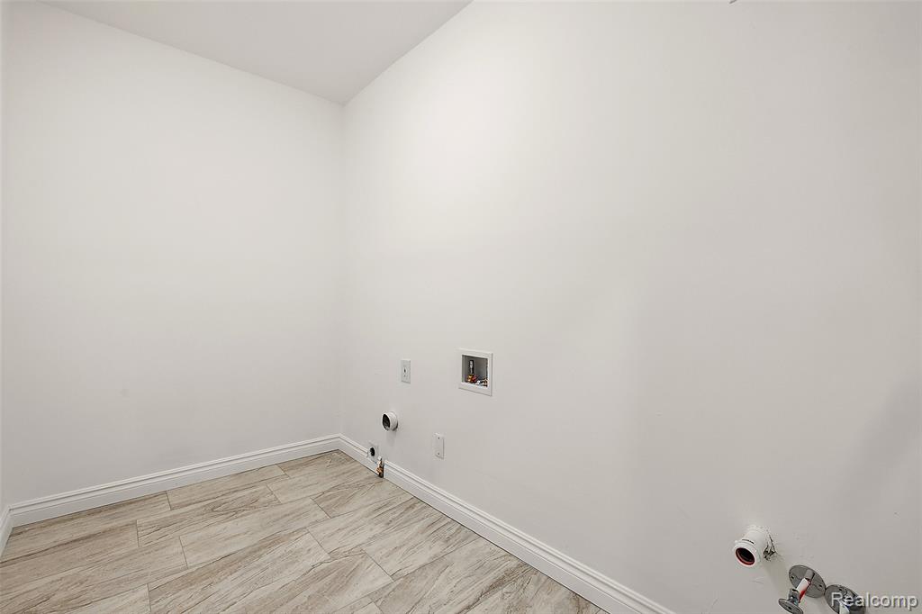 2080 Gladstone Street, Detroit, MI 48206 — Photo 58