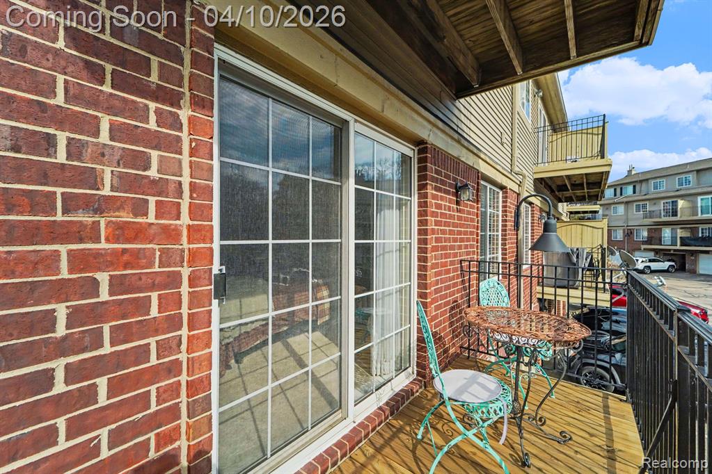 1456 Silverbrook Ridge Drive, Walled Lake, MI 48390 — Photo 15