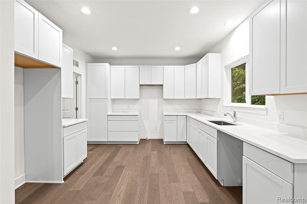 1487 ST JAMES Boulevard, Ann Arbor, MI 48108 — Photo 10