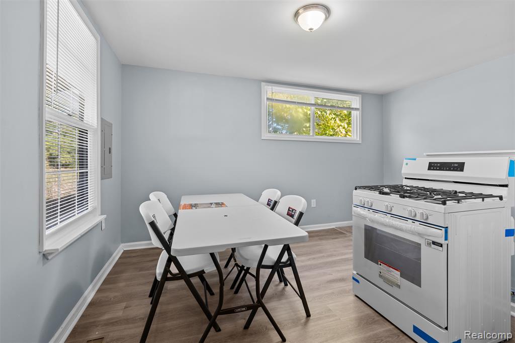 853 Melrose Street, Pontiac, MI 48340 — Photo 9
