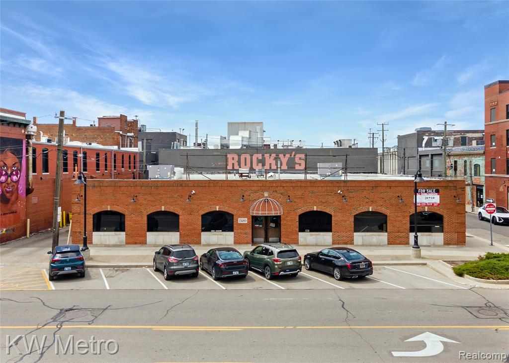 2489 Russell Street, Detroit, MI 48207