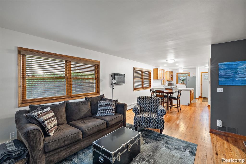 836 Miller Avenue, Rochester, MI 48307 — Photo 17