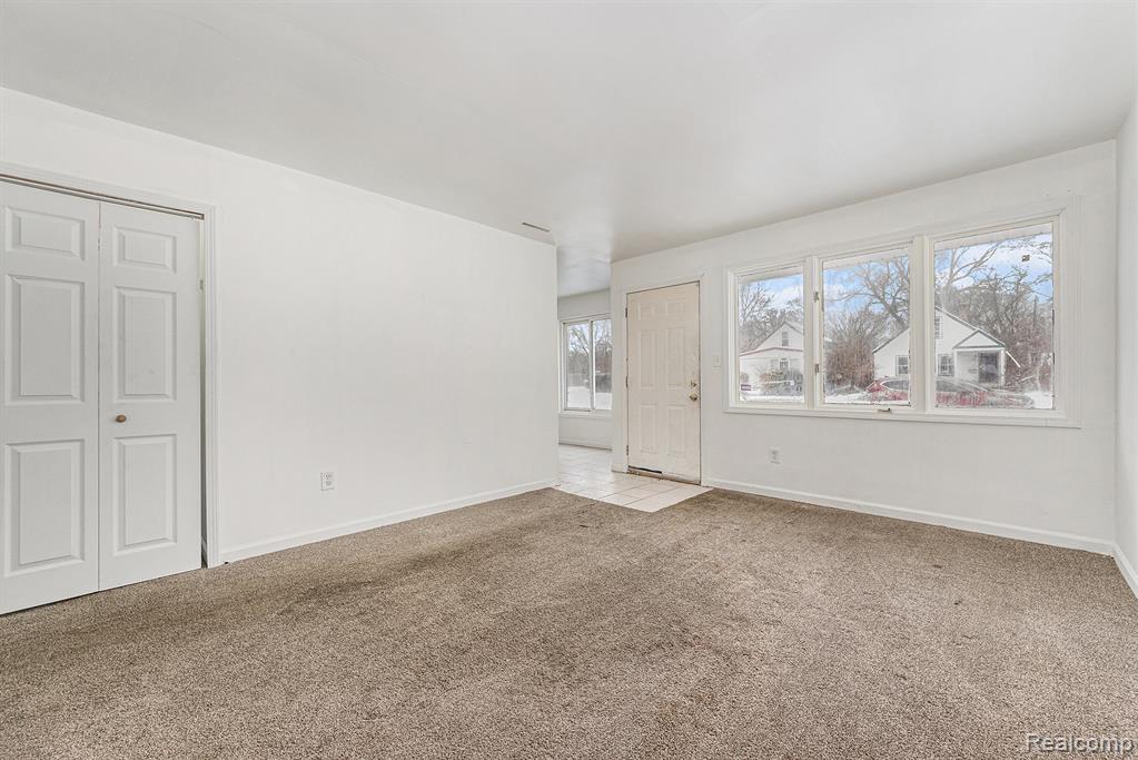 14387 Auburn Street, Detroit, MI 48223 — Photo 3