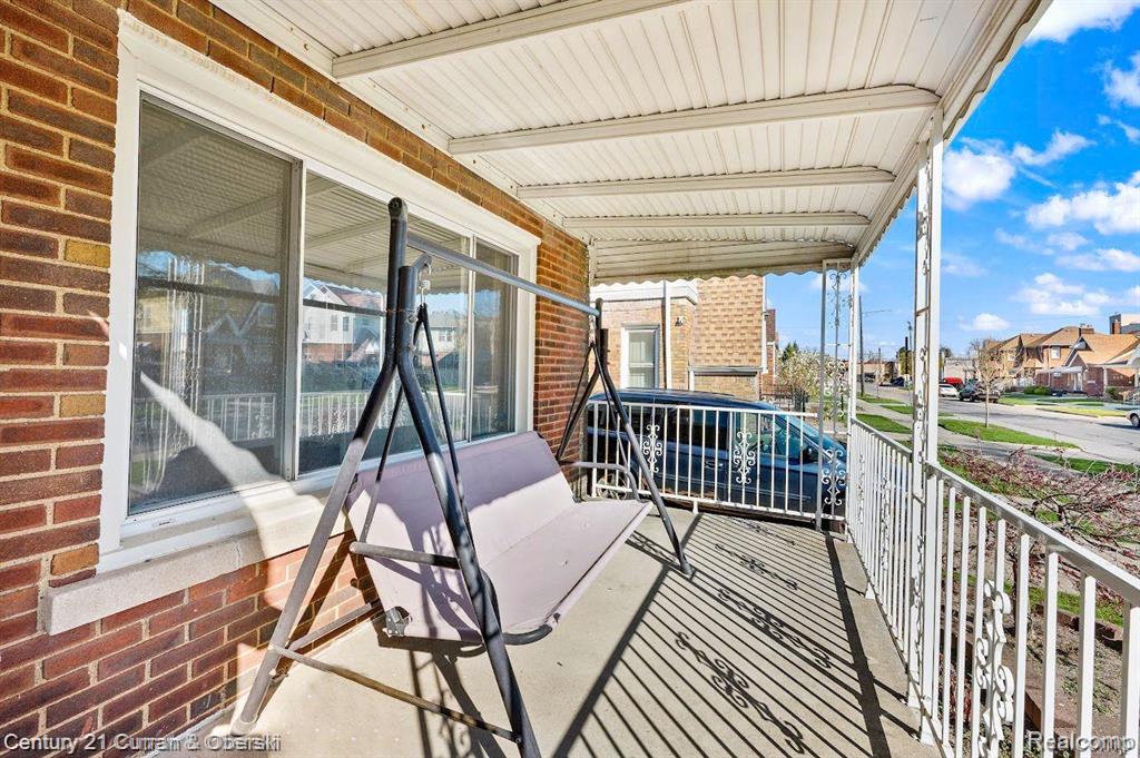 4255 LAPHAM Street, Dearborn, MI 48126 — Photo 4
