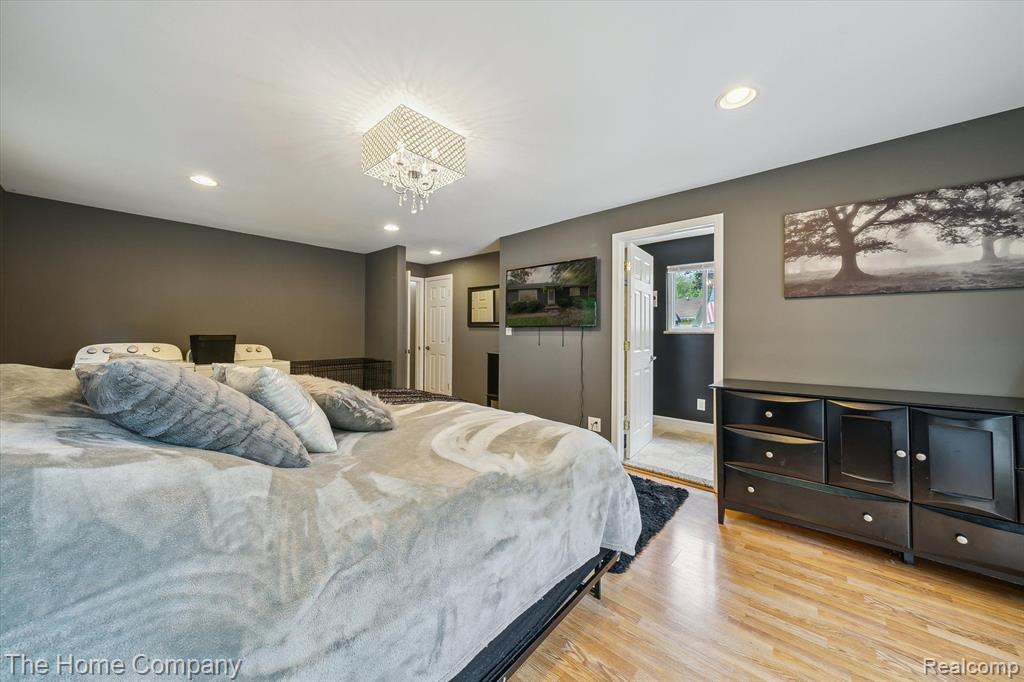 764 Dunreath Street, Wolverine Lake, MI 48390 — Photo 23