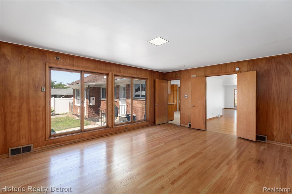 5919 Oakman Boulevard, Detroit, MI 48204 — Photo 9