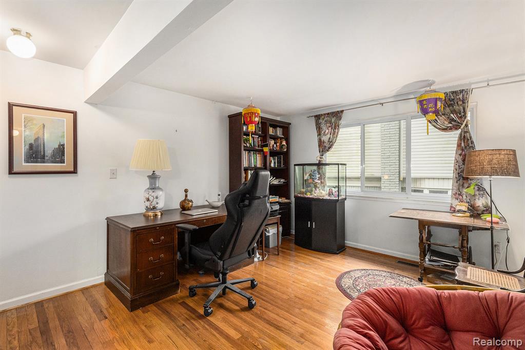 3420 Sussex Court, Ann Arbor, MI 48108 — Photo 17