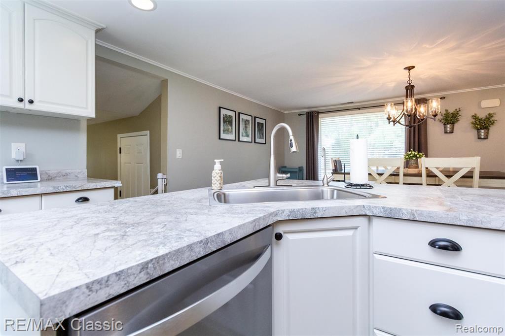 9309 Eagle Hill Drive, Clarkston, MI — Photo 11