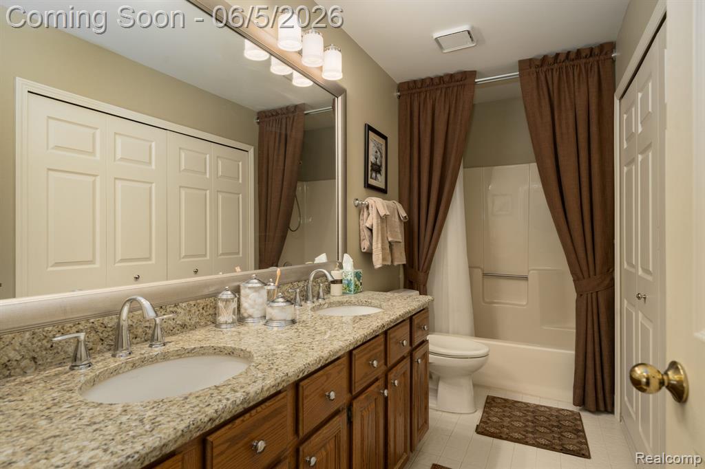 44828 Roundview Drive, Novi, MI — Photo 21