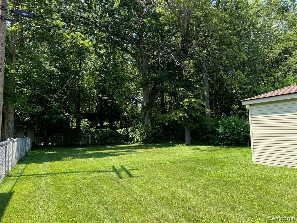8126 Mills Street, Taylor, MI 48180 — Photo 5