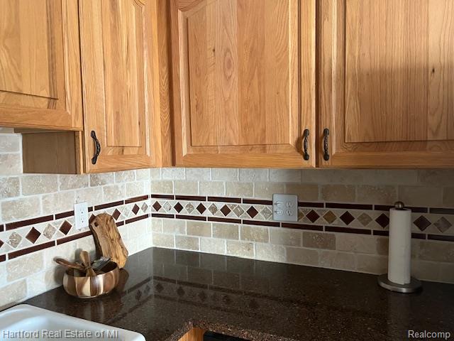 50092 Helfer Boulevard, Wixom, MI 48393 — Photo 12