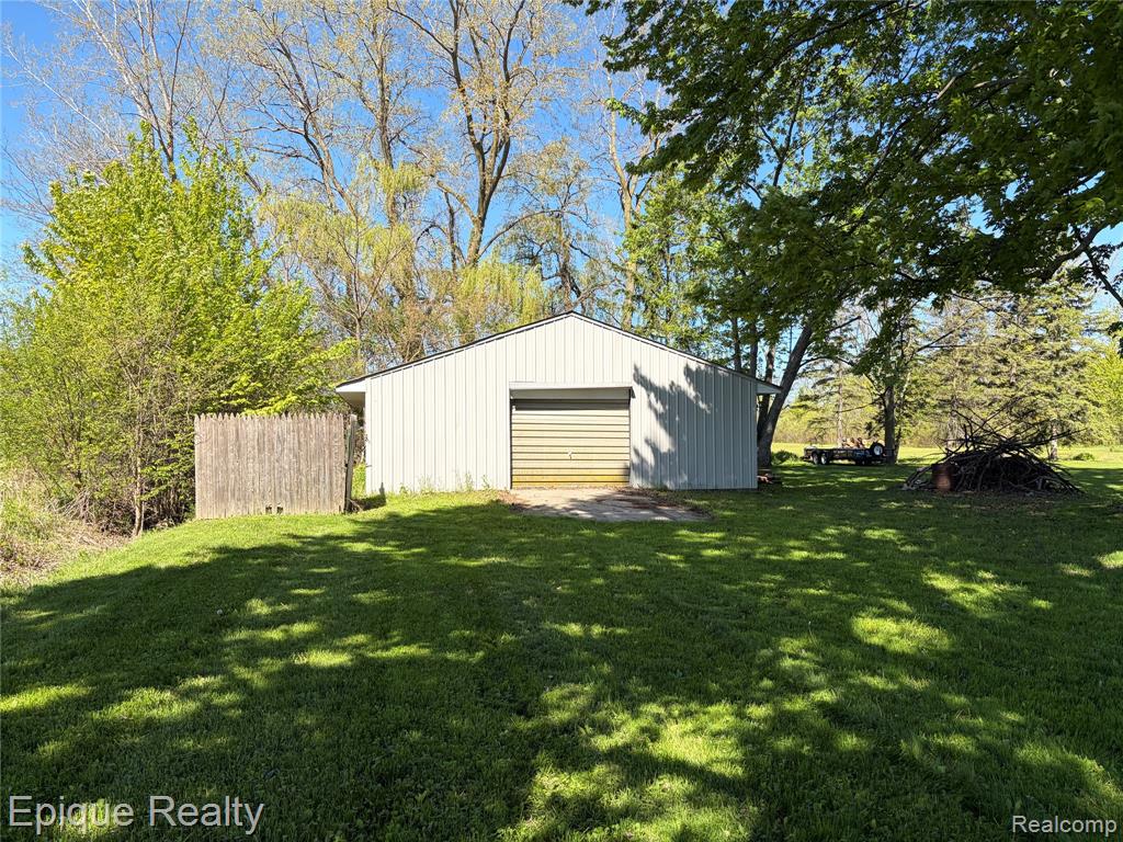 5140 Youngstown Place, Saginaw, MI 48601 — Photo 6