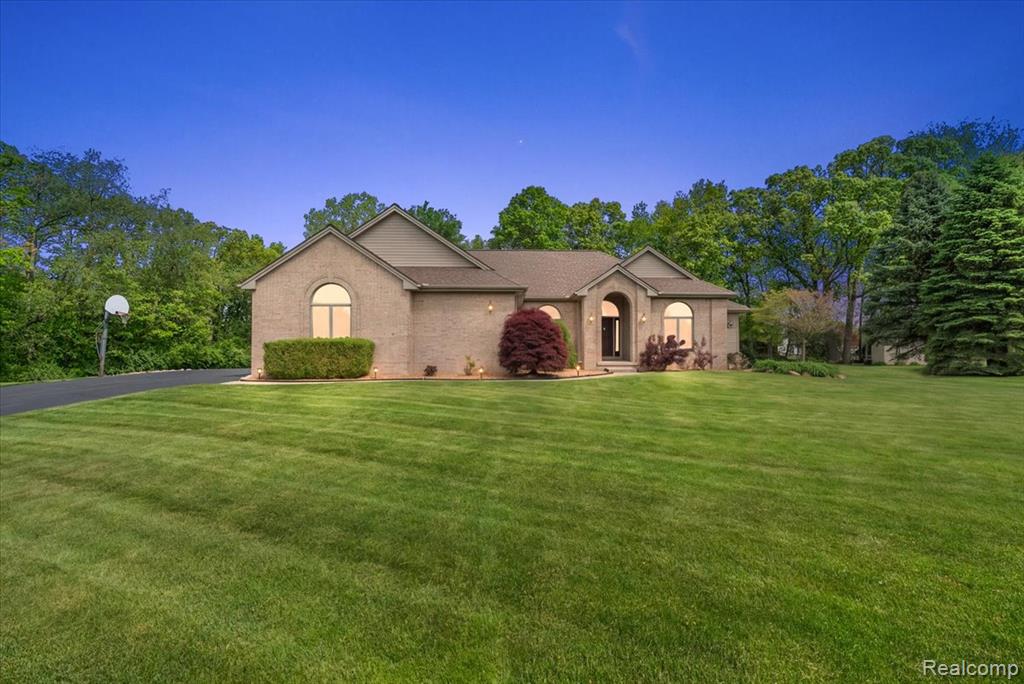 8533 Glen View Drive, Howell, MI 48843 — front exterior