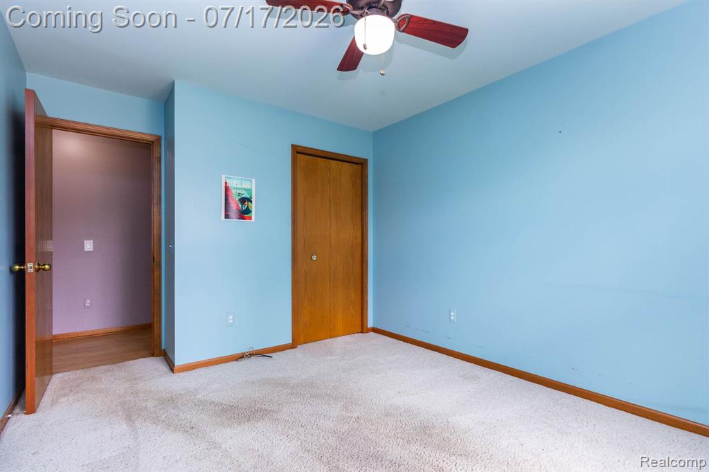 590 Saint John Street, Wyandotte, MI 48192 — Photo 22