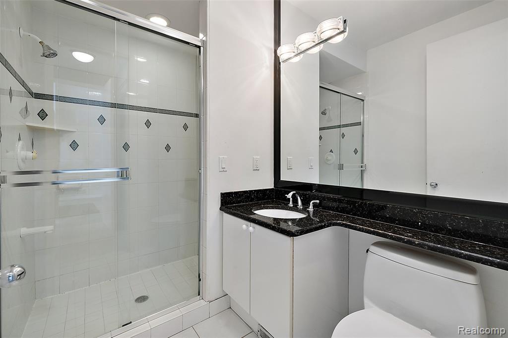 6358 Golden Lane, West Bloomfield, MI — Photo 55