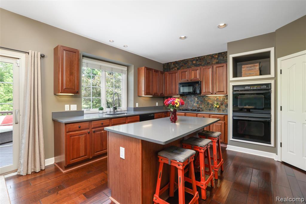 17590 White Pine Court, Northville, MI 48168 — Photo 19