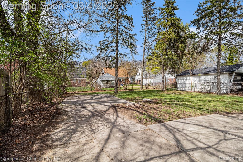 11669 CHATHAM, Redford, MI 48239 — Photo 14