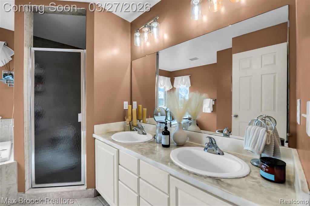 1086 Williamson Circle, Pontiac, MI 48340 — Photo 27