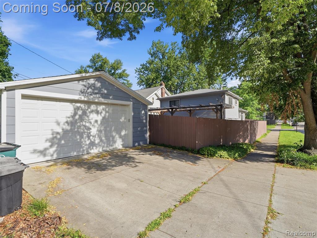828 E 2nd Street, Royal Oak, MI 48067 — Photo 25