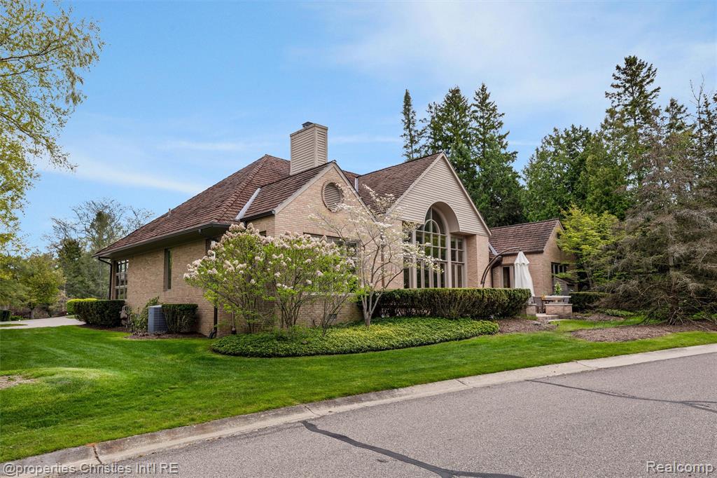 4712 Buckby Cross, Bloomfield Hills, MI 48302 — Photo 51