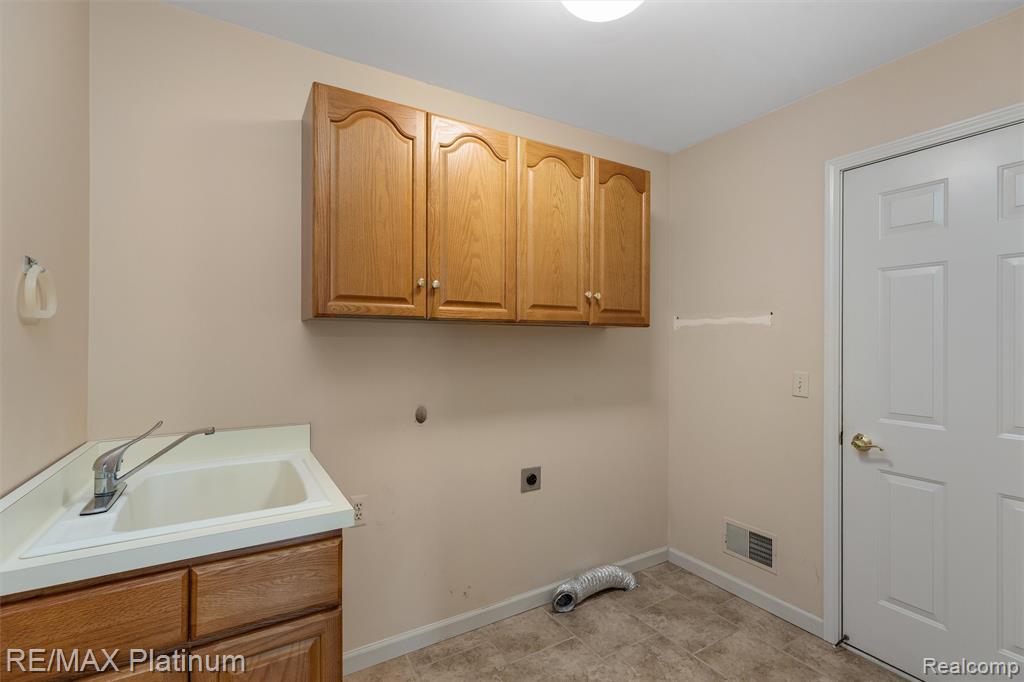 2250 Pepperidge Trail, Brighton, MI 48114 — Photo 13