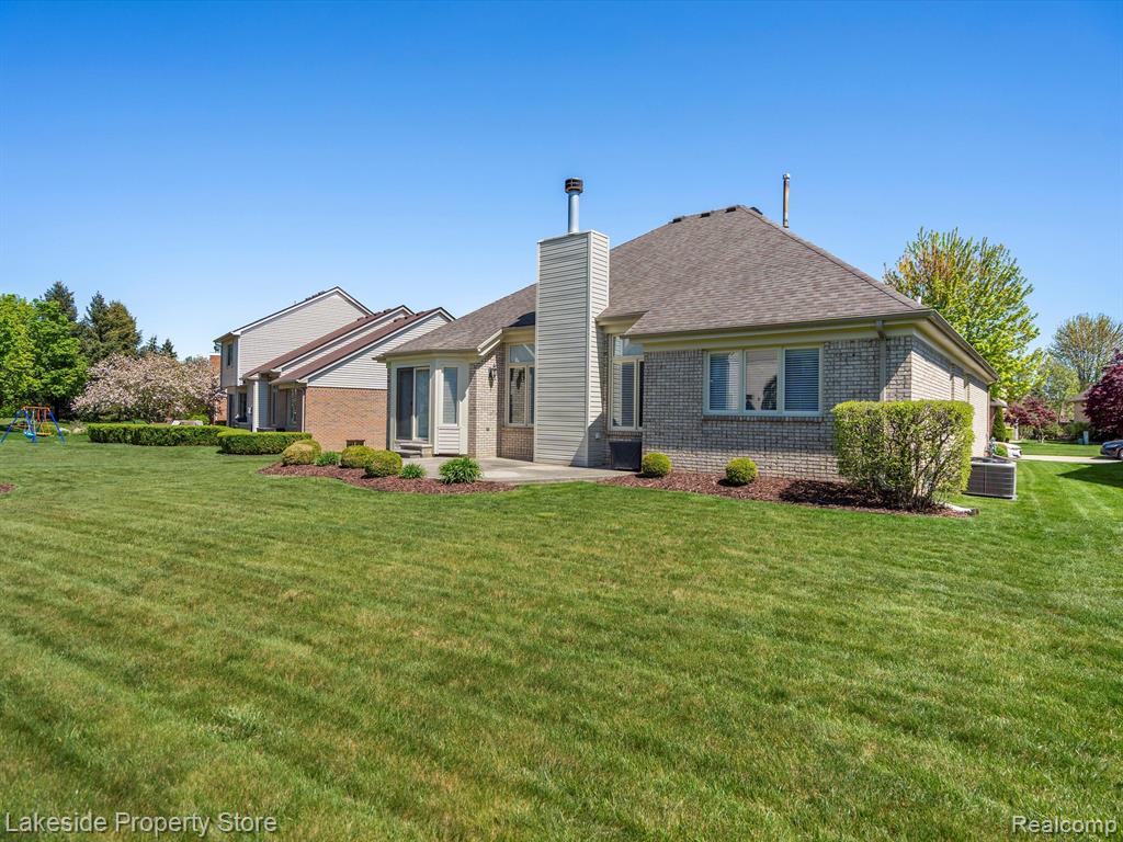 57295 WARWICK Drive, Washington, MI — Photo 30