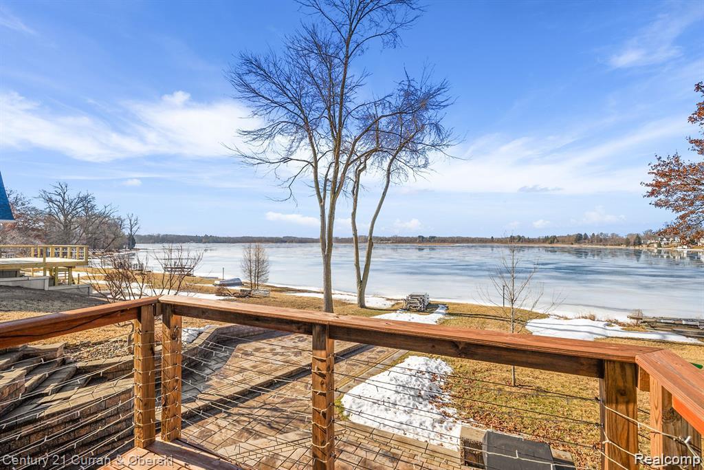 222 Ackerson Lake Drive, Jackson, MI 49201 — Photo 21