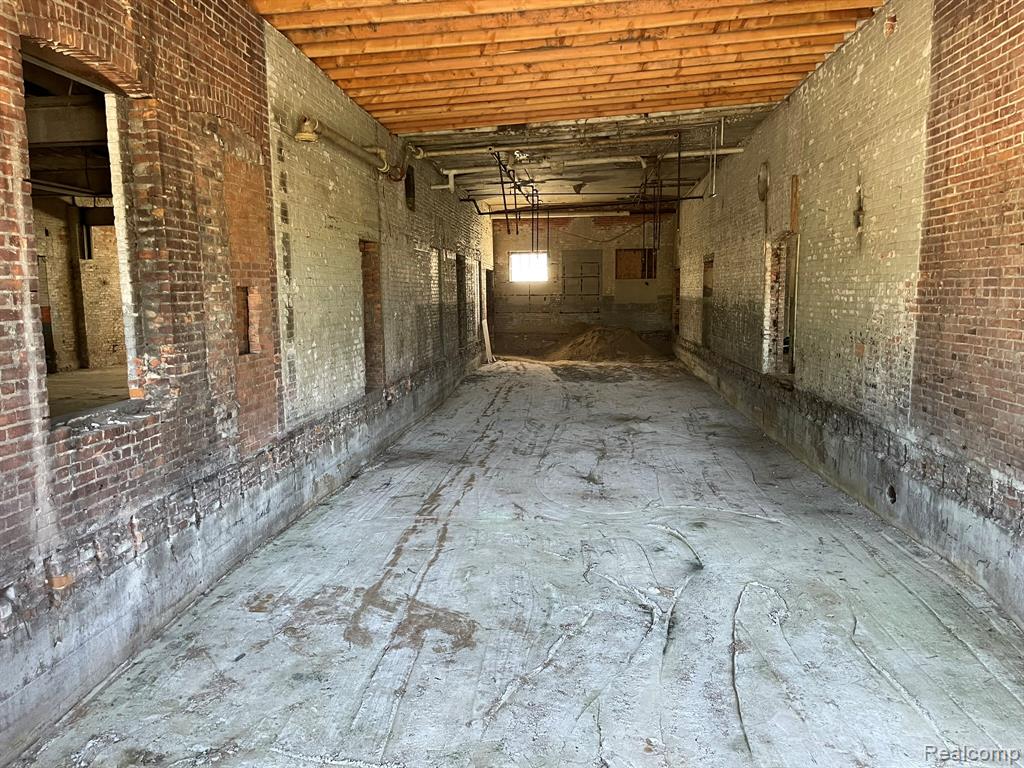 619-635 East Washington, Jackson, MI 49203 — Photo 5