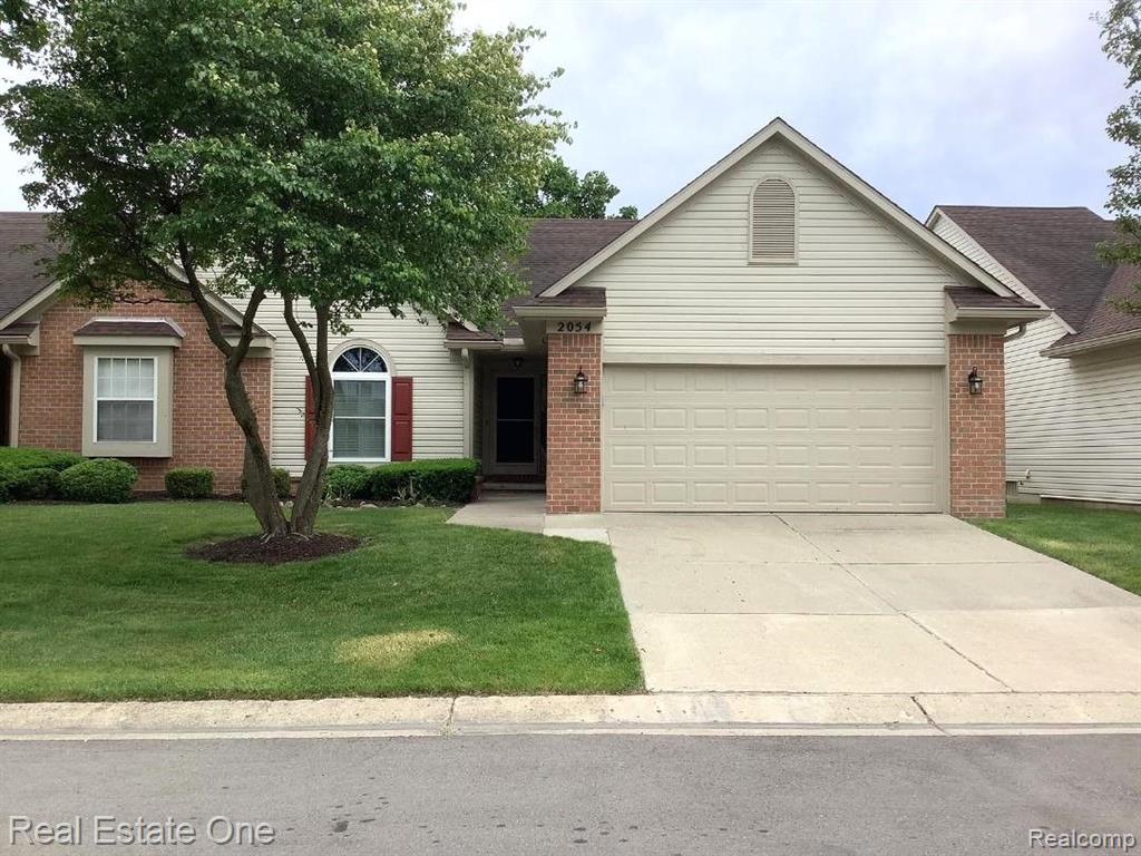 2054 MAPLEHURST Drive, 46, Commerce Twp, MI 48390 — front exterior