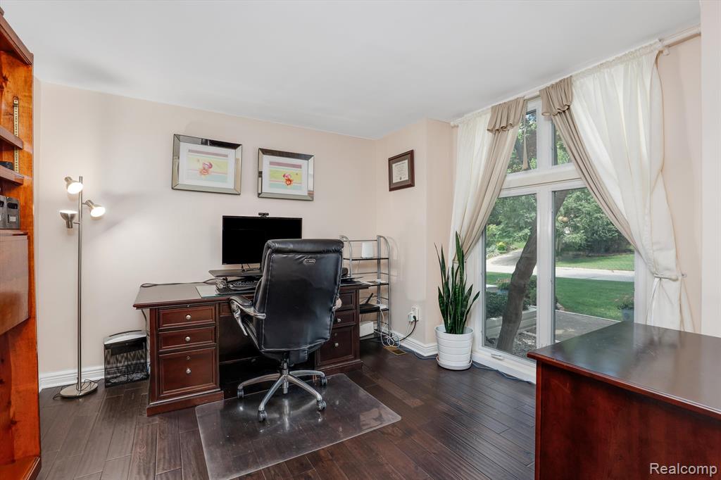 42063 Crestview Circle, Northville, MI 48168 — Photo 11