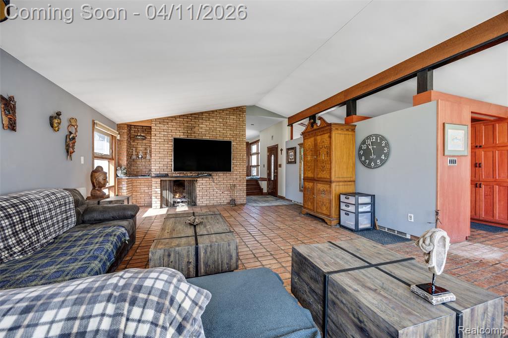 32998 Biddestone Lane, Farmington, MI, 48334