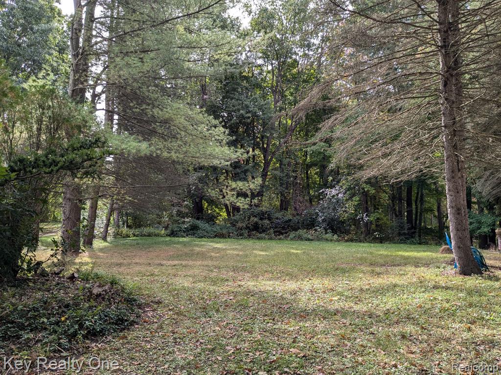150 PORTER Lane, Leonard, MI 48367 — Photo 4