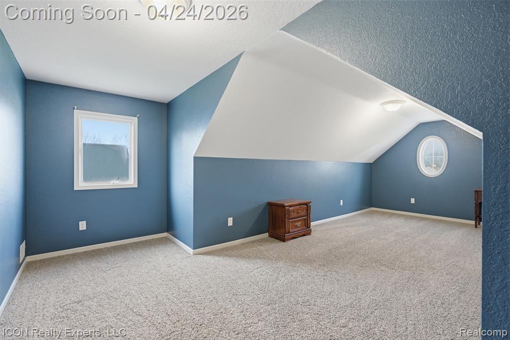 9211 Meadow Ridge Lane, Grand Blanc, MI 48439 — Photo 20