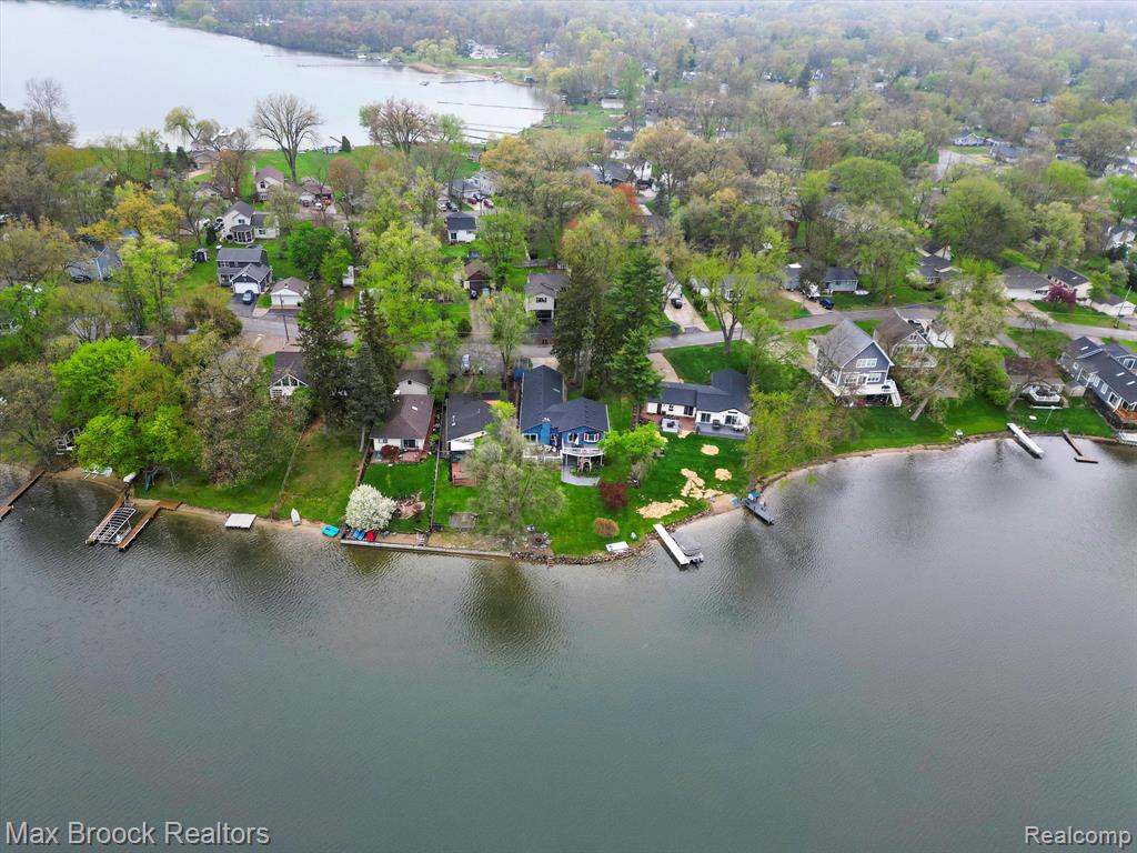 9431 MANDON Road, White Lake, MI — Photo 9