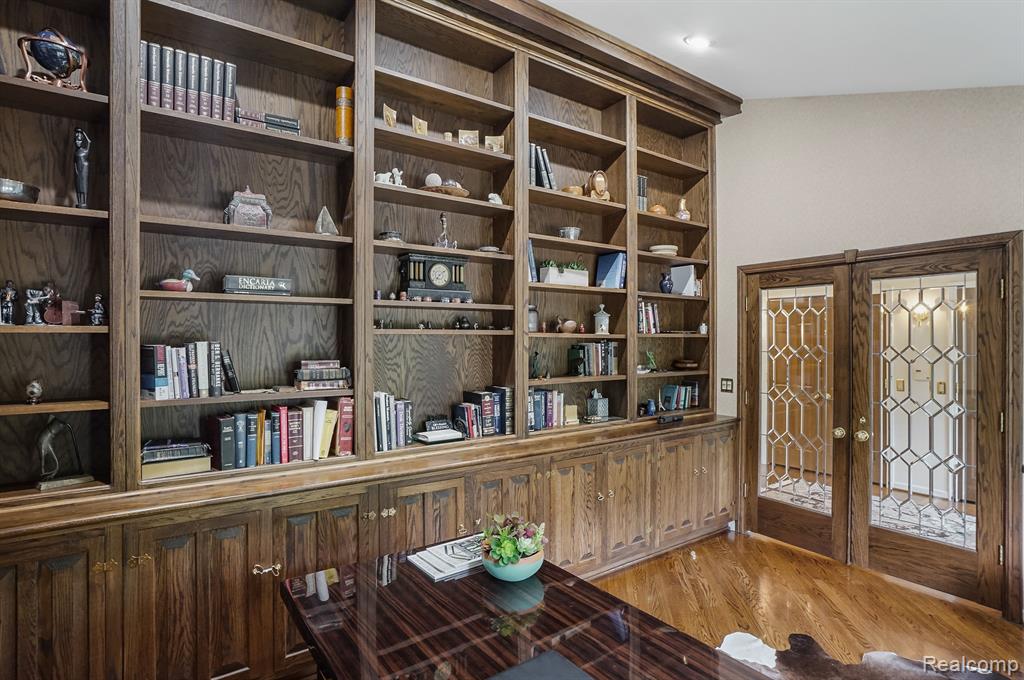 72 Vaughan Ridge Road, Bloomfield Hills, MI 48304 — Photo 10