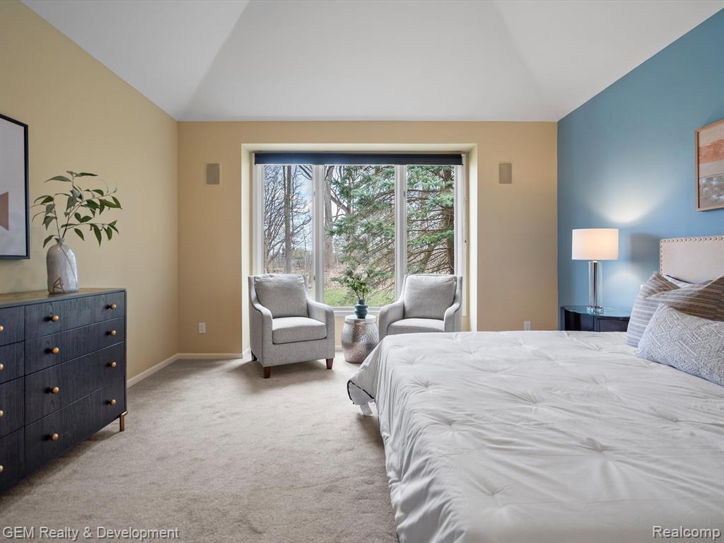 7487 KENNINGTON Boulevard, West Bloomfield, MI — Photo 12