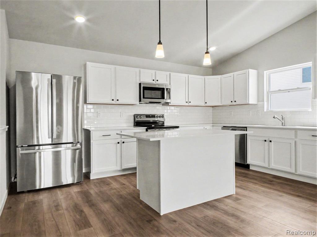 3166 Quail Ridge Court, Clio, MI 48420 — Photo 5