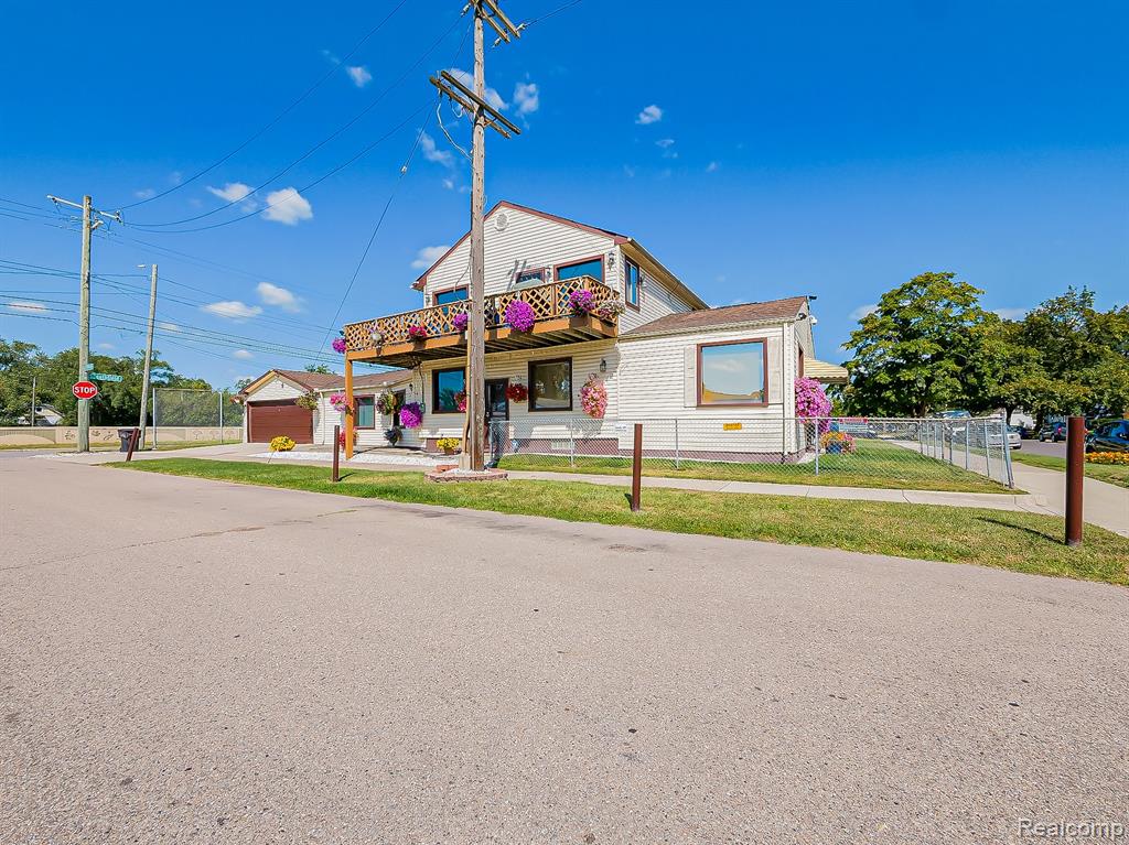 19303 Fenmore Street, Detroit, MI 48235 — Photo 26