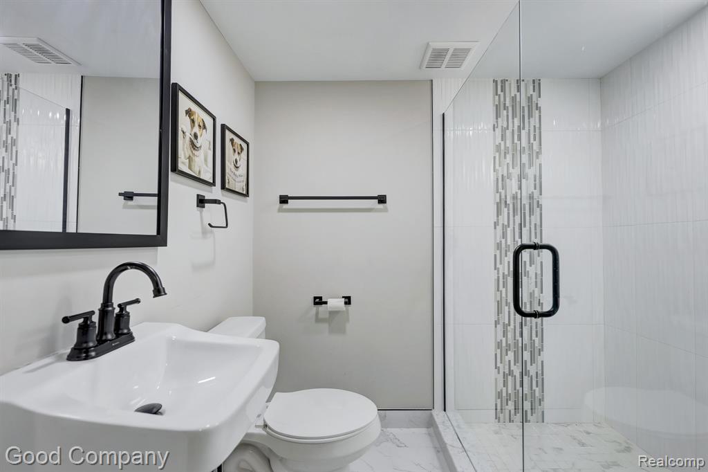 3269 Royal Avenue, Berkley, MI 48072 — Photo 38
