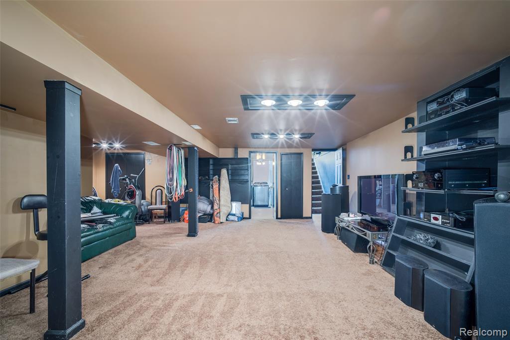 1513 Rustic Ridge Road, Canton, MI 48188 — Photo 18